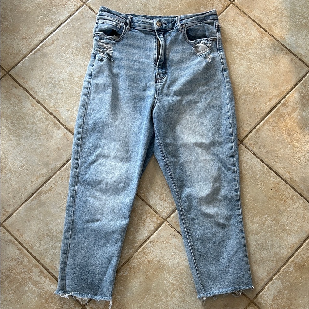 American Eagle Outfitters Light Wash Straight Leg Jeans